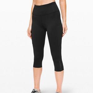 Lululemon Fast & Free Crop II 19"  Nulux Black